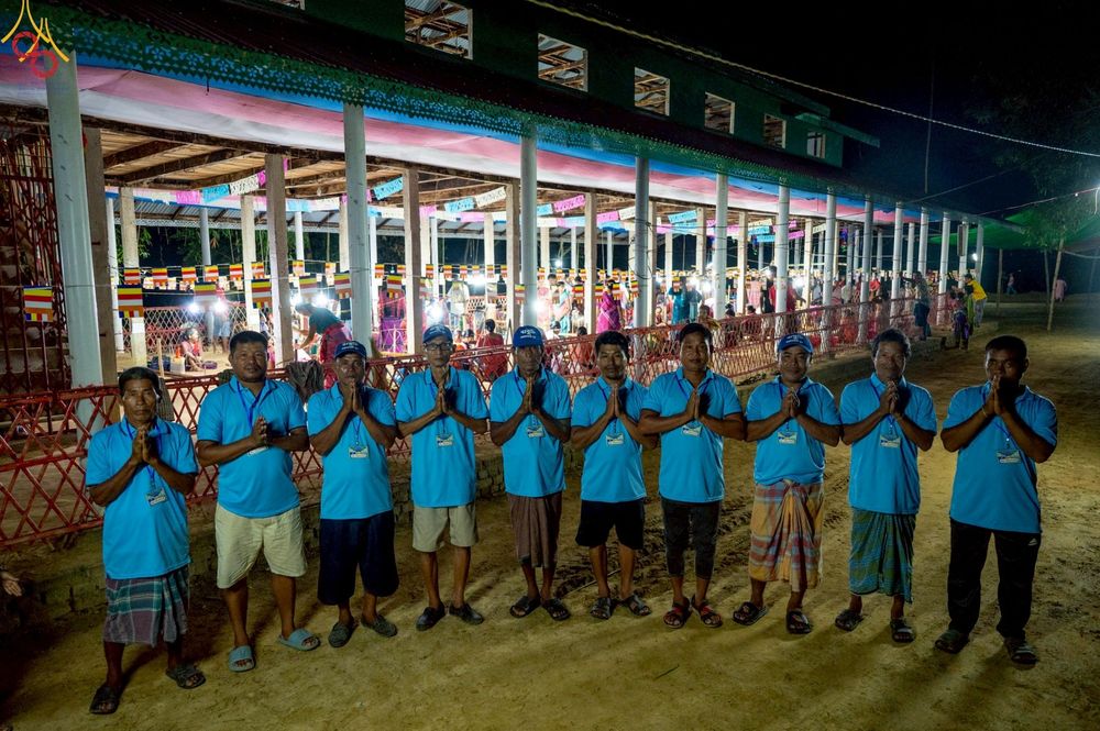 ภาพ No.261606:วันที่ 19 ตุลาคม พ.ศ. 2568 พิธีทอดกฐินสมทบ วัดกัลยาณมิตรต่างประเทศ บูชาธรรม 81 ปี หลวงพ่อธัมมชโย ณ วัดสารนาถ เมืองคาร์การชารี ประเทศบังกลาเทศ 