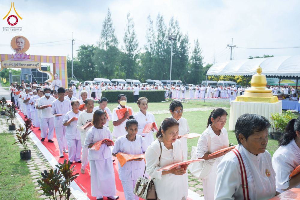 ภาพ No.270203:วันอาทิตย์ที่ 9 พฤศจิกายน พ.ศ. 2568 พิธีทอดผ้าป่าสร้างองค์พระเจดีย์สระบุรี สถาปนาองค์พระเจดีย์ เพื่อสร้างสันติภาพโลก ณ ศูนย์ปฏิบัติธรรมสระบุรี อ.พระพุทธบาท จ.สระบุรี