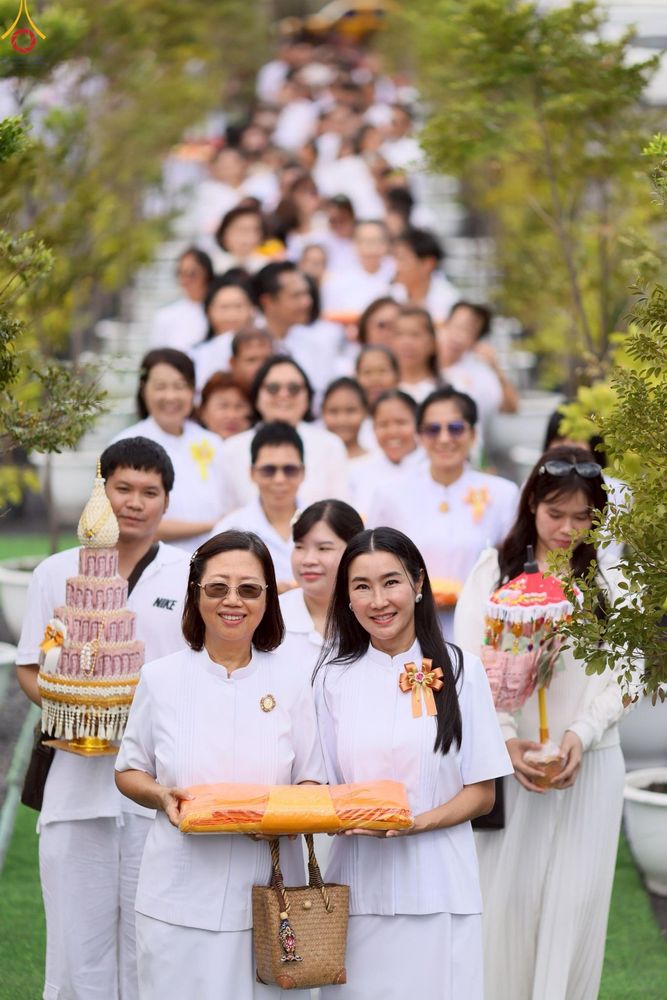 ภาพ No.272245:วันเสาร์ที่ 1 พฤศจิกายน พ.ศ. 2568 พิธีทอดกฐินสามัคคี สร้างกุฏิหมู่สามเณร ณ ศูนย์ปฏิบัติธรรมเบญจธรรม ปทุมธานี  ต.บ้านปทุม อ.สามโคก จ.ปทุมธานี