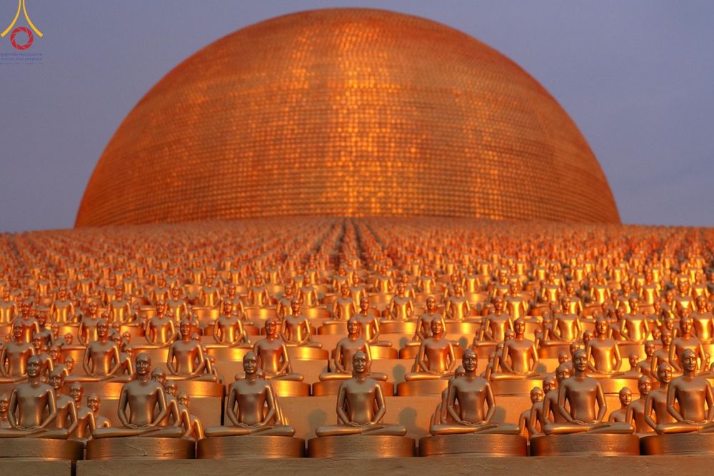 ภาพ No.279204:พิธีจุดวิสาขประทีป พิธีเวียนประทักษิณ ในวันวิสาขบูชา พุธที่ 22 พฤษภาคม พ.ศ. 2567 ( วันพระขึ้น 15 ค่ำ เดือน 6 ) ณ ลานธรรม พระมหาธรรมกายเจดีย์ วัดพระธรรมกาย จ.ปทุมธานี