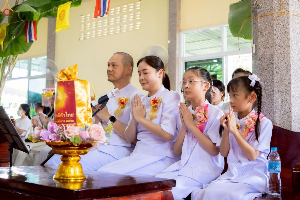 ภาพ No.257727:วันที่ 18 ตุลาคม พ.ศ. 2568 พิธีทอดกฐินสามัคคีทั่วไทย 30,000 วัด โดยคณะศิษยานุศิษย์ บูชาธรรม 81 ปี หลวงพ่อธัมมชโย ณ วัดร่มโพธิ์ทองสันติสุข จังหวัดชลบุรี