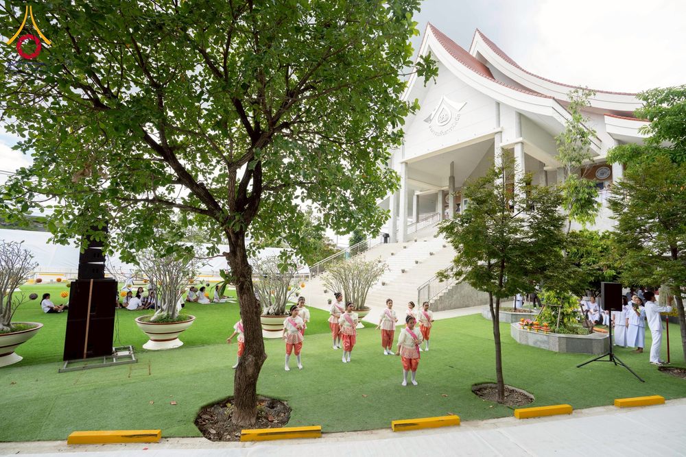 ภาพ No.252729:วันที่ 12 ตุลาคม พ.ศ. 2568 พิธีทอดกฐินครบรอบ 12 ปี เพื่อสร้างถนนธรรมวิถี ณ ศูนย์ปฏิบัติธรรมนครราชสีมา