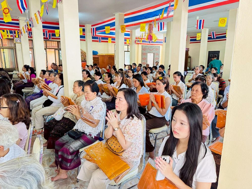 ภาพ No.257704:วันที่ 18 ตุลาคม พ.ศ. 2568 พิธีทอดกฐินสามัคคีทั่วไทย 30,000 วัด โดยคณะศิษยานุศิษย์ บูชาธรรม 81 ปี หลวงพ่อธัมมชโย ณ วัดสุนันทาราม จ.สระบุรี