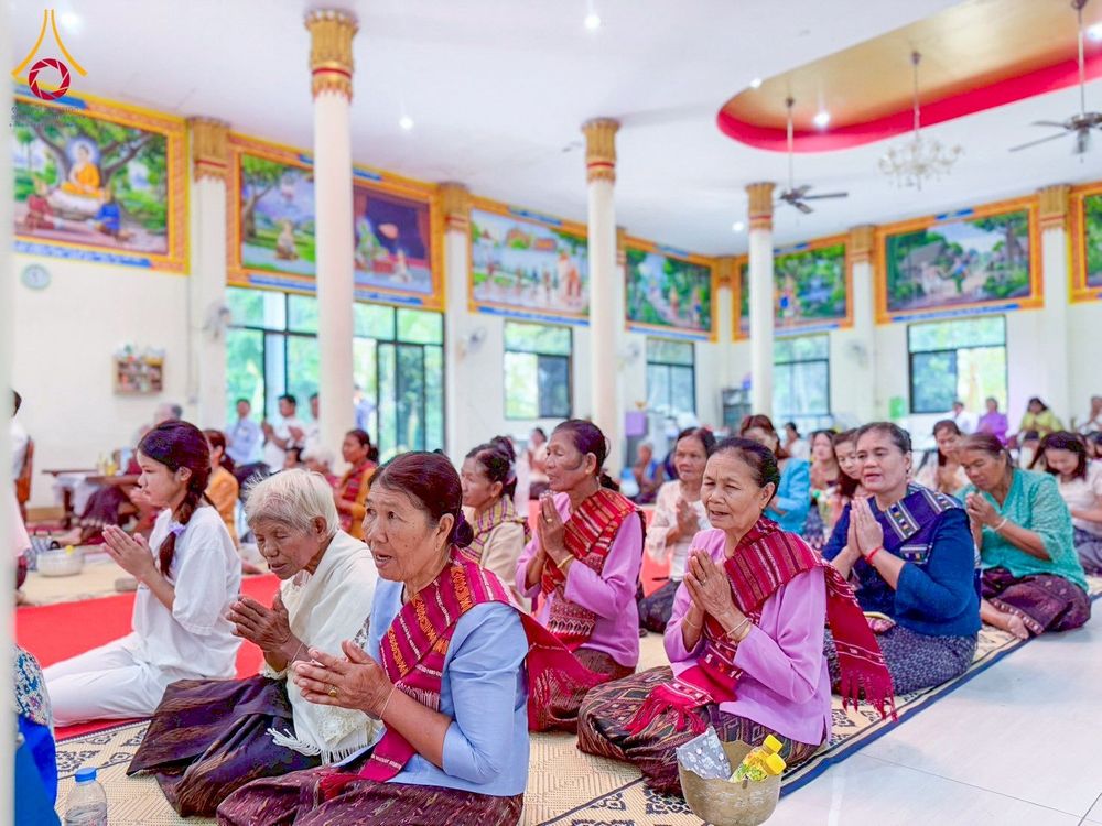 ภาพ No.274166:วันที่ 30 ตุลาคม พ.ศ. 2568 พิธีทอดกฐินสามัคคีทั่วไทย ณ วัดเวฬุวนาราม อ.สมเด็จ จ.กาฬสินธุ์ โดยคณะศิษยานุศิษย์ บูชาธรรม 81 ปี หลวงพ่อธัมมชโย