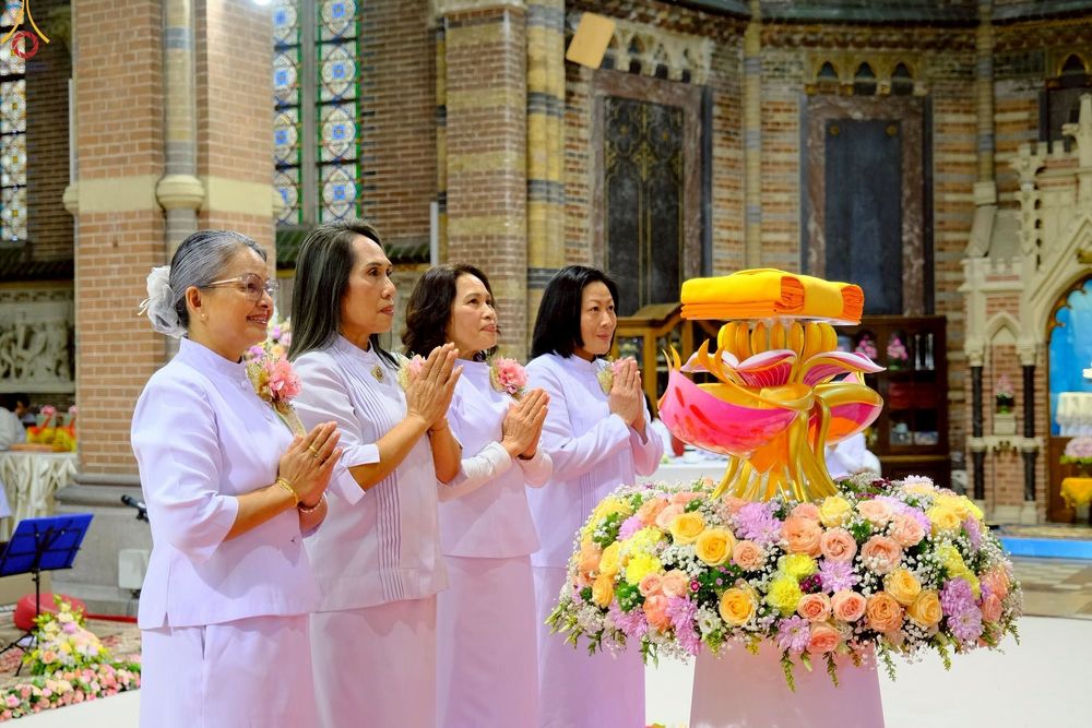 ภาพ No.271359:วันอาทิตย์ที่ 26 ตุลาคม พ.ศ. 2568 พิธีทอดกฐินสามัคคีวัดพระธรรมกายเนเธอร์แลนด์ กฐินเพื่อปฏิสังขรณ์ผนังรอบโบสถ์ อายุกว่า 135 ปี