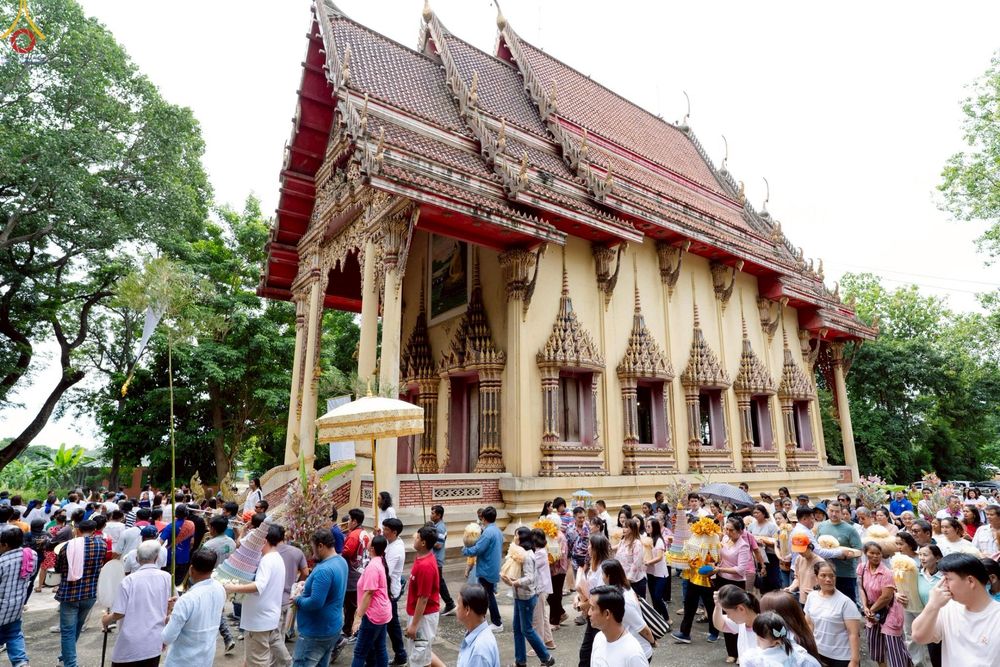 ภาพ No.250760:วันพุธที่ 8 ตุลาคม พ.ศ. 2568 พิธีทอดกฐินสามัคคีทั่วไทย 30,000 วัด โดยคณะศิษยานุศิษย์ บูชาธรรม 81 ปี หลวงพ่อธัมมชโย ณ วัดหนองโพธิ์ อ.กำแพงแสน จ.นครปฐม