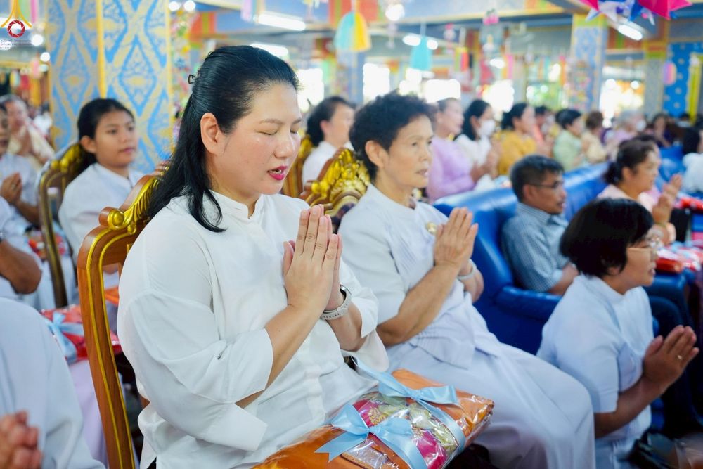 ภาพ No.259443:วันที่ 11 ตุลาคม พ.ศ. 2568 พิธีทอดกฐินสามัคคีทั่วไทย 30,000 วัด โดยคณะศิษยานุศิษย์ บูชาธรรม 81 ปี หลวงพ่อธัมมชโย ณ วัดเวฬุวนาราม(ไผ่เขียว) เขตดอนเมือง กรุงเทพมหานคร