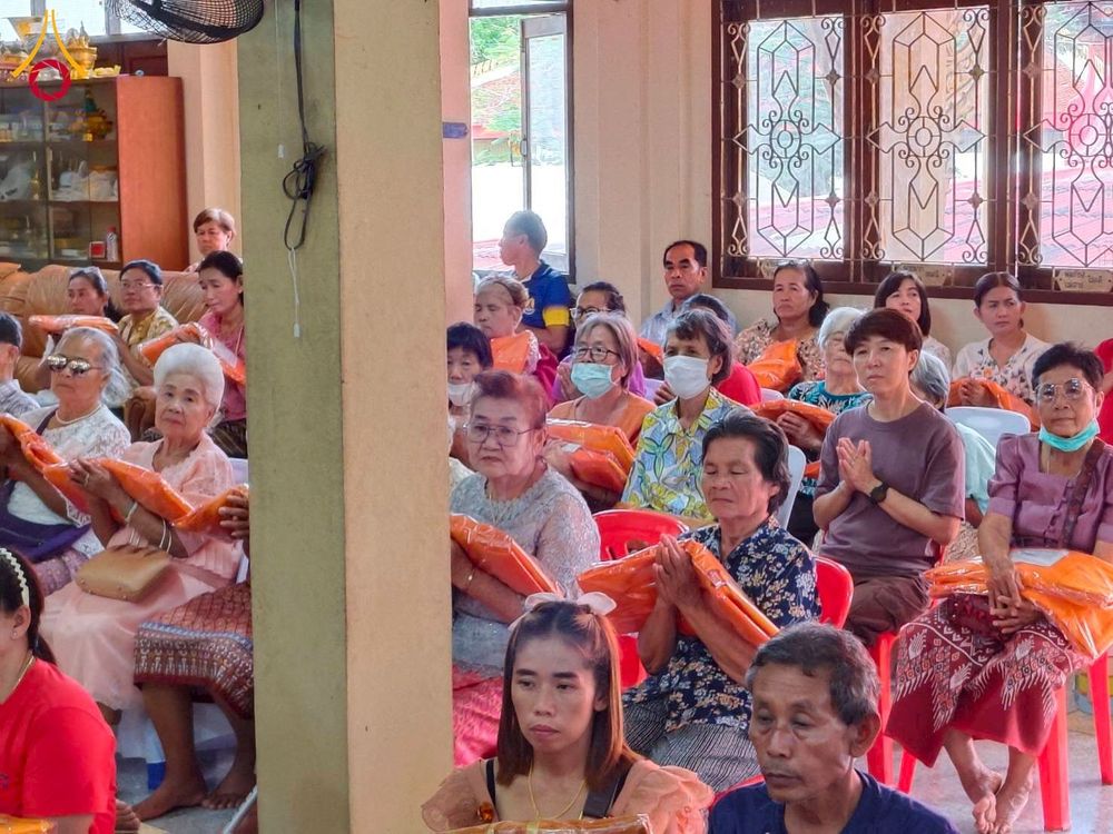 ภาพ No.274577:วันที่ 19 ตุลาคม พ.ศ. 2568 พิธีทอดกฐินสามัคคีทั่วไทย ณ วัดหว้าเอน จ.นครปฐม  โดยคณะศิษยานุศิษย์ บูชาธรรม 81 ปี หลวงพ่อธัมมชโย