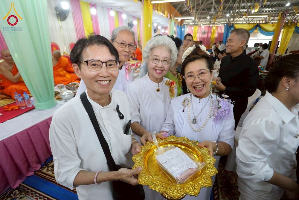 ภาพ No.274556:วันที่ 5 พฤศจิกายน พ.ศ. 2568 พิธีทอดกฐินสามัคคีทั่วไทย ณ วัดประดู่บางจาก เขตภาษีเจริญ กรุงเทพมหานคร โดยคณะศิษยานุศิษย์ บูชาธรรม 81 ปี หลวงพ่อธัมมชโย