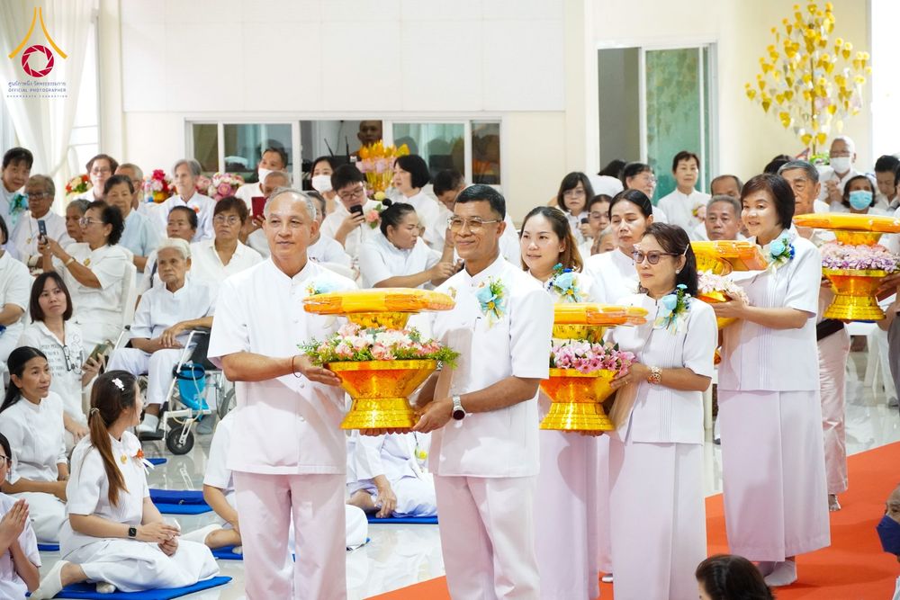 ภาพ No.174764:พิธีทอดกฐินสามัคคี ธรรมอุทยานบ้านแป้ง อำเภอพรหมบุรี จังหวัดสิงห์บุรี ในโครงการกฐินสามัคคีทั่วไทย 30,000 วัด บูชาธรรม 80 ปี หลวงพ่อธัมมชโย โดยคณะศิษยานุศิษย์วัดพระธรรมกาย วันที่ 26 ตุลาคม พ.ศ. 2567