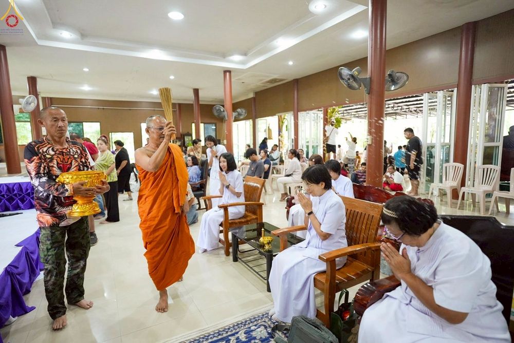 ภาพ No.263541:วันที่ 23 ตุลาคม พ.ศ. 2568 พิธีทอดกฐินสามัคคีทั่วไทย 30,000 วัด โดยคณะศิษยานุศิษย์ บูชาธรรม 81 ปี หลวงพ่อธัมมชโย ณ วัดเขาโจด อ.ศรีสวัสดิ์ จ.กาญจนบุรี