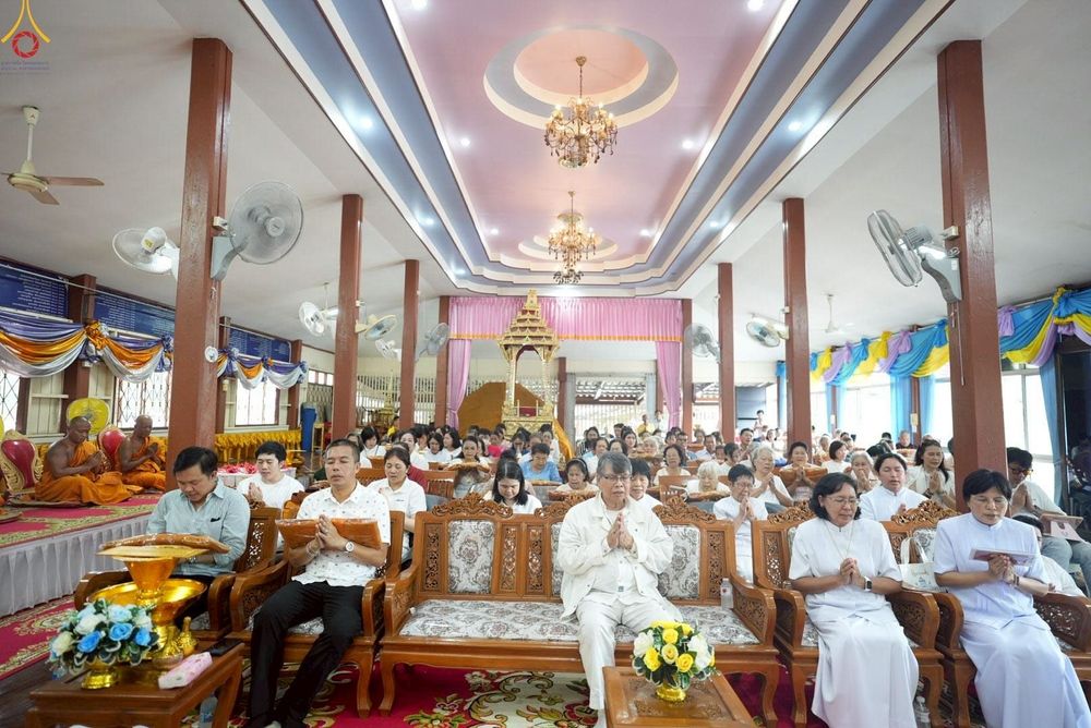 ภาพ No.252699:วันที่ 12 ตุลาคม พ.ศ. 2568 พิธีทอดกฐินสามัคคีทั่วไทย 30,000 วัด โดยคณะศิษยานุศิษย์ บูชาธรรม 81 ปี หลวงพ่อธัมมชโย ณ วัดจำศีล อ.แก่งคอย จ.สระบุรี