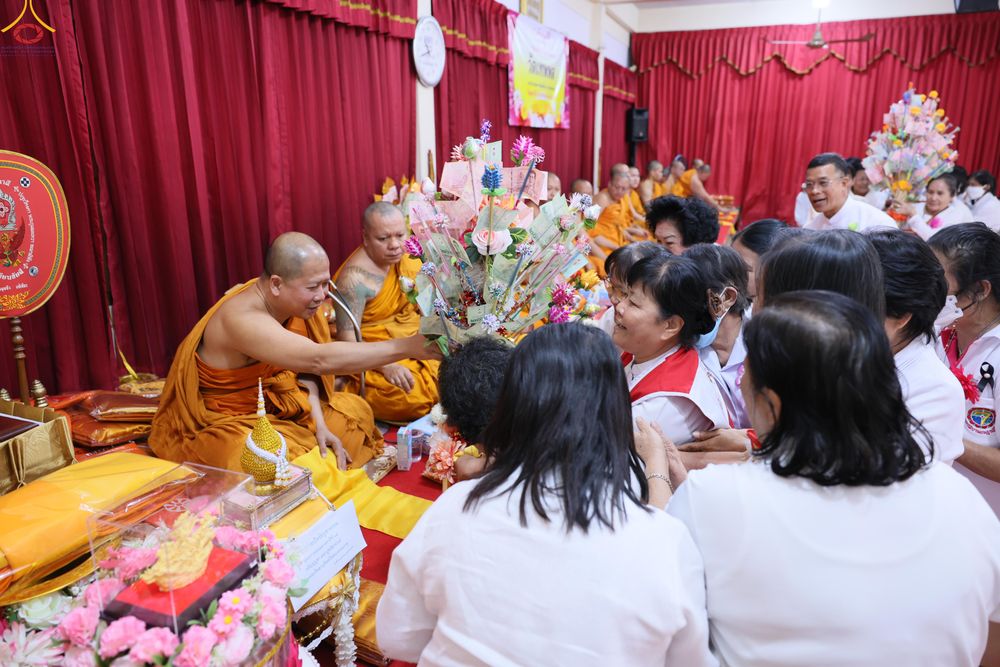 ภาพ No.291604:วันที่ 9 มกราคม พ.ศ. 2569 พิธีทอดผ้าป่าทำนุบำรุงศาสนสถาน ณ วัดเทพพล แขวงบางพรม เขตตลิ่งชัน กรุงเทพมหานคร ในโครงการธรรมยาตรา กตัญญูบูชา มหาปูชนียาจารย์ พระมงคลเทพมุนี(สด จนฺทสโร) พระผู้ปราบมาร อนุสรณ์สถาน 7 แห่ง ปีที่ 14