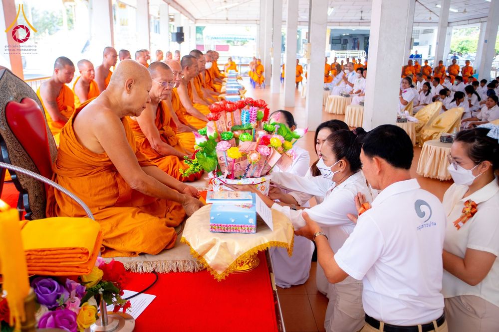 ภาพ No.199937:พิธีทอดผ้าป่าทำนุบำรุงศาสนสถาน ณ วัดบางช้างใต้ ตำบลบางช้าง อำเภอสามพราน จังหวัดนครปฐม ในโครงการธรรมยาตรา กตัญญูบูชา มหาปูชนียาจารย์ พระมงคลเทพมุนี(สด จนฺทสโร) พระผู้ปราบมาร อนุสรณ์สถาน 7 แห่ง ปีที่ 13 วันที่ 22 มกราคม พ.ศ. 2568