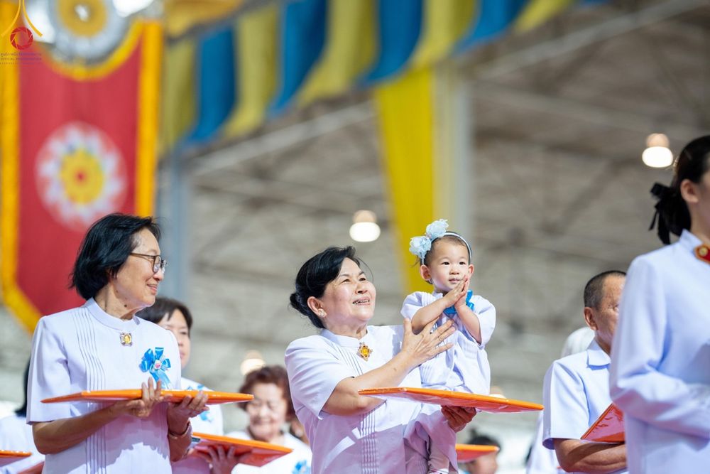 ภาพ No.154549:พิธีทอดผ้าป่าสมทบกฐินวัดพระธรรมกาย และสมทบกฐิน 30,000 วัดทั่วไทย ครั้งที่ 2 ณ สภาธรรมกายสากล วัดพระธรรมกาย วันอังคารที่ 17 กันยายน พ.ศ. 2567