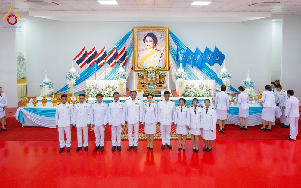 ภาพ No.237780:พิธีถวายเครื่องราชสักการะและวางพานพุ่ม และพิธีจุดเทียนถวายพระพรชัยมงคล เนื่องในโอกาสวันเฉลิมพระชนมพรรษา สมเด็จพระนางเจ้าสิริกิติ์ พระบรมราชินีนาถ พระบรมราชชนนีพันปีหลวง วันอังคารที่ 12 สิงหาคม พ.ศ. 2568  ณ อาคารปลูกศรัทธา 2 วัดพระธรรมกาย