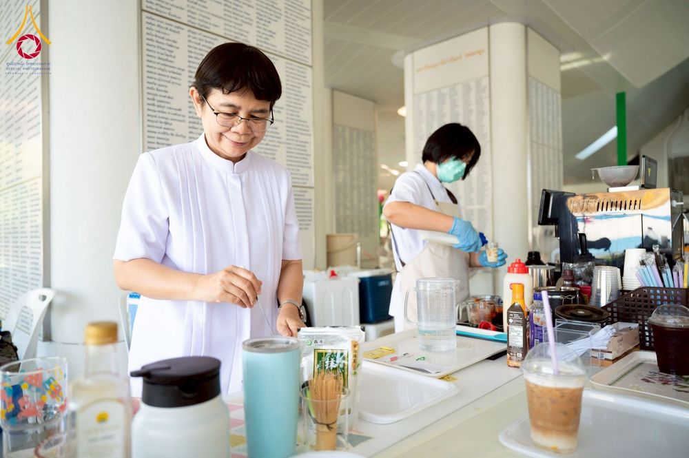 ภาพ No.277778:วันเสาร์ที่ 6 ธันวาคม พ.ศ. 2568 พิธีบรรพชาอุปสมบทและพิธีถวายบาตร โครงการอุปสมบทบูชาธรรมมหาปูชนียาจารย์ ประจำปี พ.ศ.2568 โครงการบวชพระนานาชาติ AEC และ WAB รุ่น CEO (นักบริหาร) รุ่นที่ 5 ณ มหาธรรมกายเจดีย์ วัดพระธรรมกาย