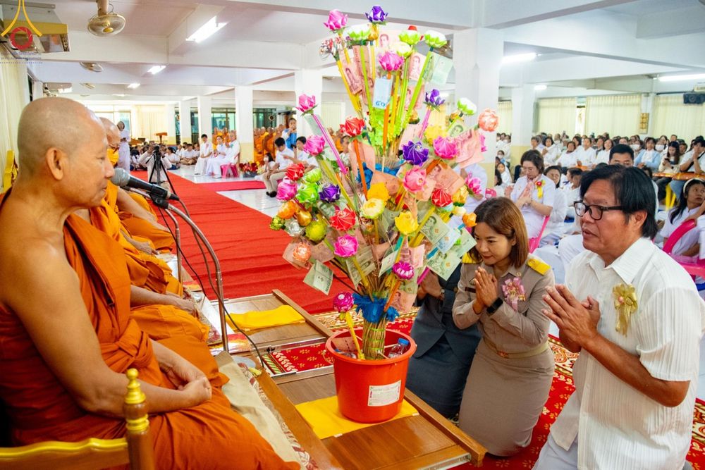 ภาพ No.195106:พิธีทอดผ้าป่าทำนุบำรุงศาสนสถาน ณ วัดไผ่โรงวัว ต.บางตาเถร อ.สองพี่น้อง จ.สุพรรณบุรี ในโครงการธรรมยาตรา กตัญญูบูชา มหาปูชนียาจารย์ พระมงคลเทพมุนี(สด จนฺทสโร) พระผู้ปราบมาร อนุสรณ์สถาน 7 แห่ง ปีที่ 13 วันที่ 13 มกราคม พ.ศ. 2568
