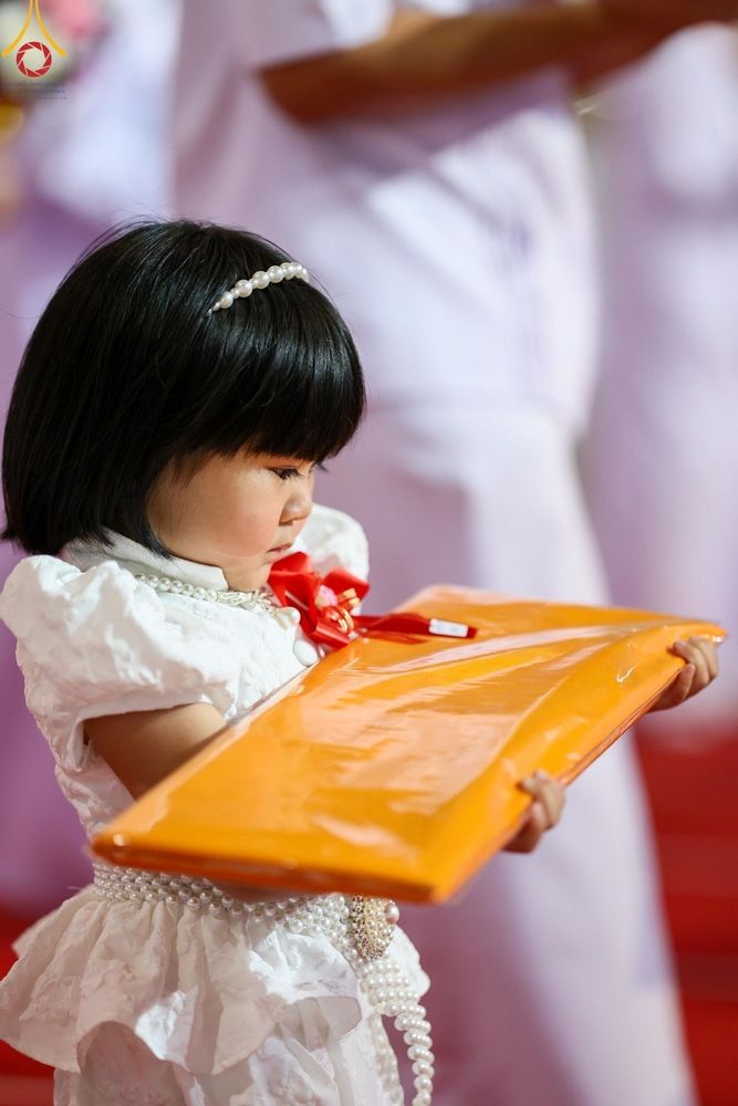ภาพ No.178019:พิธีทอดผ้าป่าต้นสมบัติจักรพรรดิ ในวันอาทิตย์ที่ 1 ธันวาคม พ.ศ. 2567 ณ สภาธรรมกายสากล วัดพระธรรมกาย