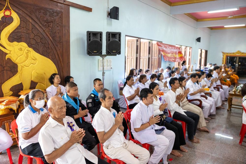 ภาพ No.131865:พิธีถวายสังฆทาน 323 วัด 4 จังหวัดชายแดนภาคใต้ ปีที่ 20 ครั้งที่ 167 และ พิธีมอบกองทุนหนุนแรงใจช่วยครูใต้ ปีที่ 17 ครั้งที่ 132 วันเสาร์ที่ 23 มีนาคม พ.ศ. 2567 ณ วัดมุจลินทวาปีวิหารพระอารามหลวง อ.หนองจิก จ.ปัตตานี