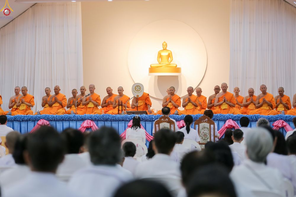 ภาพ No.339426:วันอังคารที่ 14  กรกฎาคม 2569 พิธีทอดผ้าป่าและพิธีตอกเสาเข็มมงคลต้นสุดท้าย องค์พระเจดีย์เพื่อสร้างสันติภาพโลก  ณ ธุดงคสถานพัฒนานิคม อ.พัฒนาพิคม จ.ลพบุรี