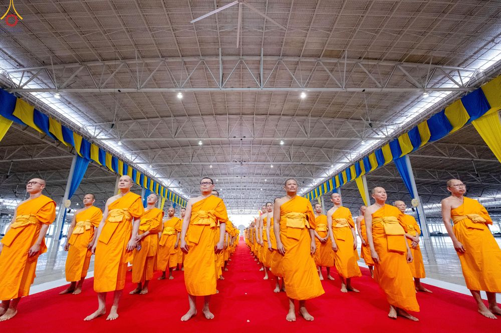 ภาพ No.338958:วันอาทิตย์ที่ 12 กรกฎาคม พ.ศ.2569 พิธีมุทิตาผู้สอบได้เปรียญธรรม ประโยค 1-2 ถึง ป.ธ.9 และ บ.ศ.1-2 ถึง บ.ศ.6 สำนักศาสนศึกษาวัดพระธรรมกาย ประจำปี 2569, พิธีมอบตราตั้งแต่งตั้งอาจารย์ใหญ่ สำนักศาสนศึกษาวัดพระธรรมกาย