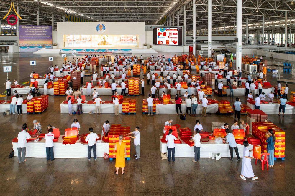 ภาพ No.315958:วันที่ 24 - 27 มีนาคม พ.ศ.2569 การเตรียมงานมหาสังฆทาน 40,000 กว่าวัดทั่วไทย วันคุ้มครองโลก 22 เมษายน พ.ศ.2569