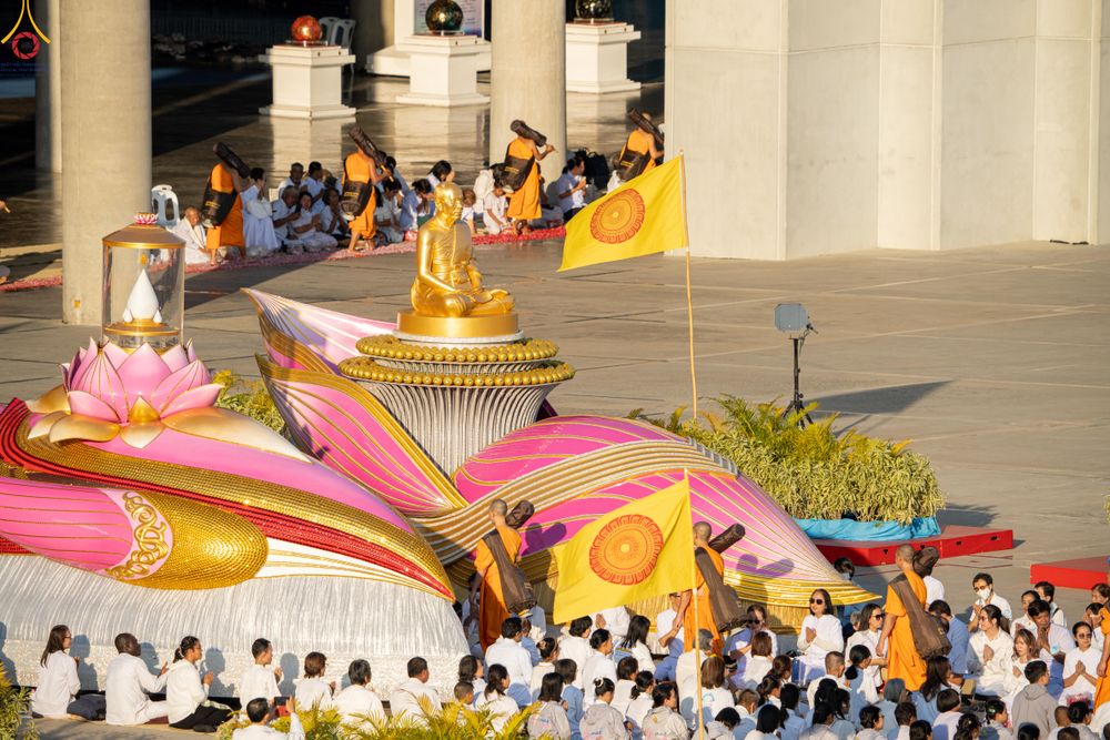 ภาพ No.287076:วันที่ 2 มกราคม พ.ศ.2569 พิธีต้อนรับพระธรรมยาตรา ครั้งที่ 1 (ภาพชุดที่ 2) ณ วัดพระธรรมกาย (วิหารหลวงปู่ - พระมหาธรรมกายเจดีย์)