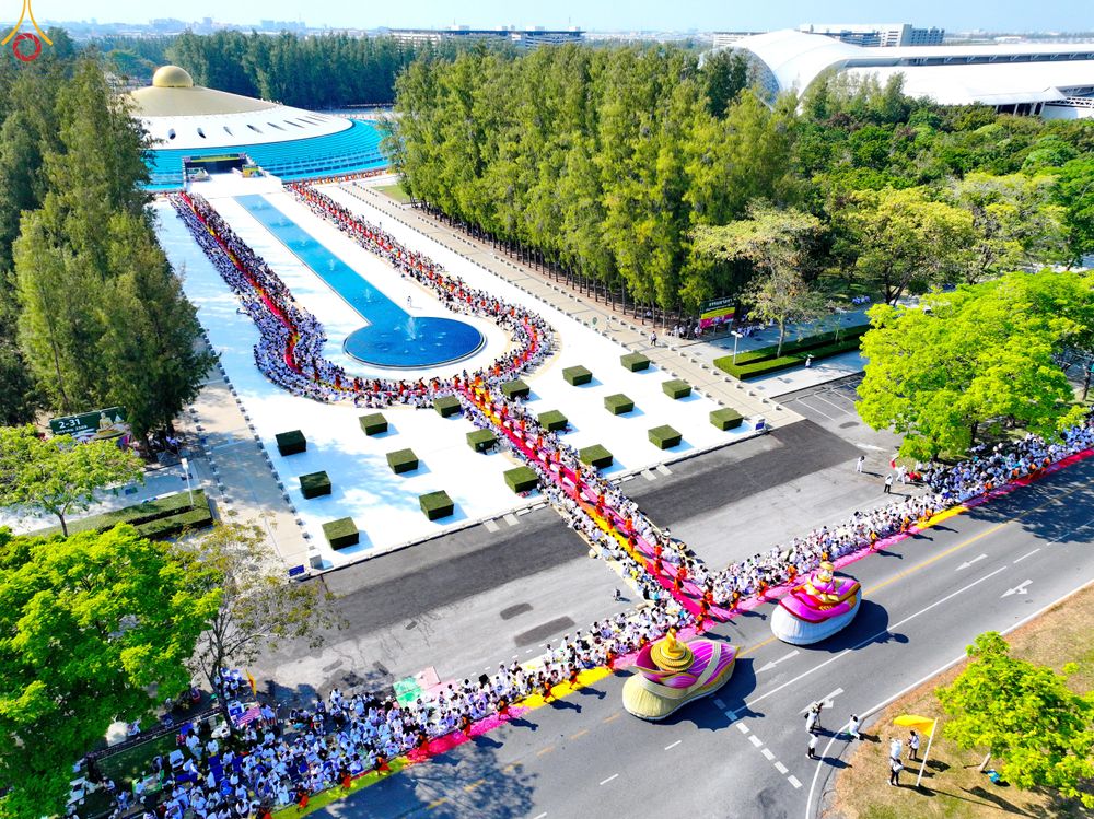 ภาพ No.305867:วันที่ 25 มกราคม พ.ศ. 2569 พิธีต้อนรับพระธรรมยาตรา วัดพระธรรมกาย(ภาพชุดที่ 3) ในโครงการธรรมยาตรา กตัญญูบูชา มหาปูชนียาจารย์ พระมงคลเทพมุนี(สด จนฺทสโร) พระผู้ปราบมาร อนุสรณ์สถาน 7 แห่ง ปีที่ 14