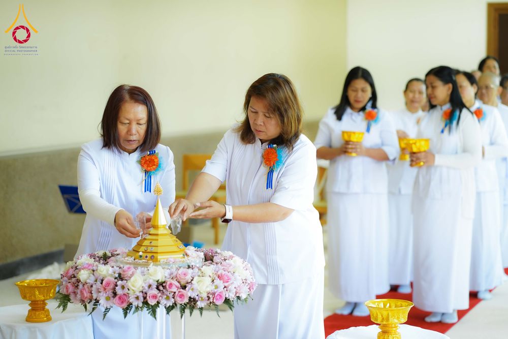 ภาพ No.328743:วันอาทิตย์ที่ 10 พฤษภาคม พ.ศ. 2569 พิธีสักการะพระบรมสารีริกธาตุ ณ วัดพระธรรมกายเบลเยียม