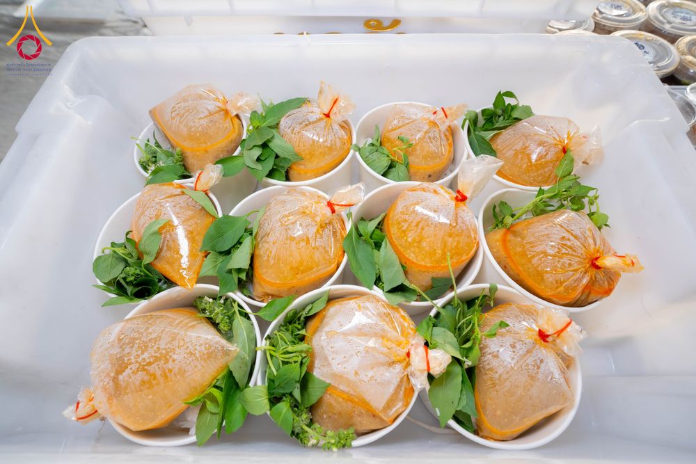 ภาพ No.301890:วันที่ 24 มกราคม พ.ศ. 2569 พิธีถวายภัตตาหารเป็นสังฆทาน แด่พระธรรมยาตรา ณ อนุสรณ์สถานบางปลา วัดบางปลา อำเภอบางเลน จังหวัดนครปฐม ในโครงการธรรมยาตรา กตัญญูบูชา มหาปูชนียาจารย์ พระมงคลเทพมุนี(สด จนฺทสโร) พระผู้ปราบมาร อนุสรณ์สถาน 7 แห่ง ปีที่ 14