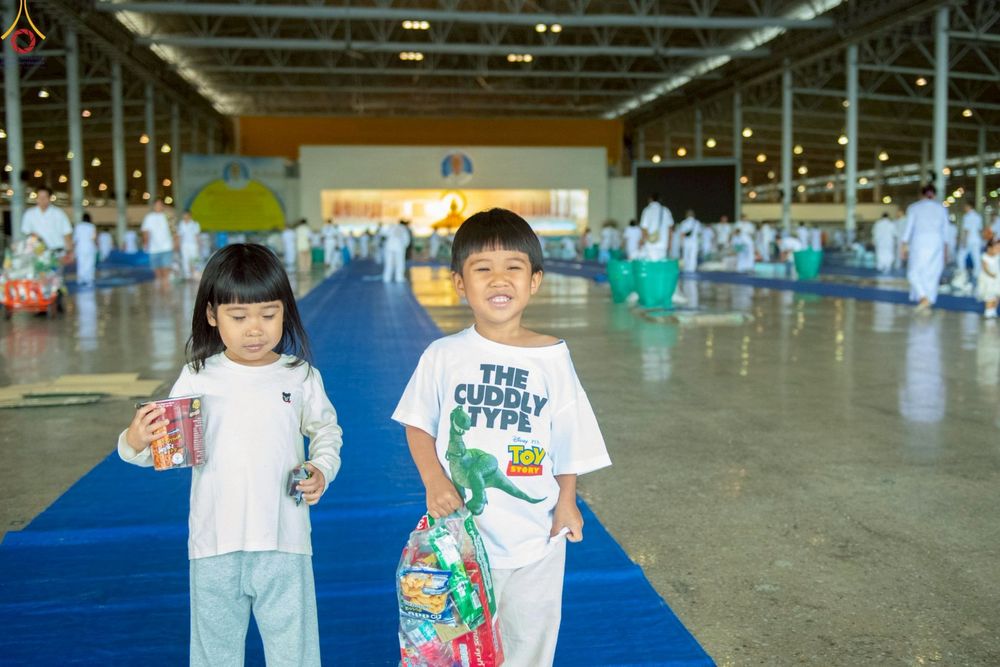 ภาพ No.263987:วันอาทิตย์ที่ 2 พฤศจิกายน พ.ศ. 2568 พิธีตักบาตรอาทิตย์ต้นเดือน ณ บ้านแก้วเรือนทองคุณยายฯ วัดพระธรรมกาย