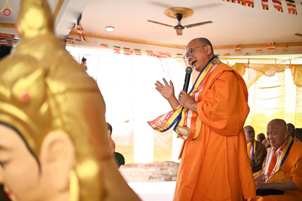 ภาพ No.284068:วันที่ 5 พฤศจิกายน พุทธศักราช 2568 กฐินสมทบวัดต่างประเทศ โดยคณะศิษยานุศิษย์ บูชาธรรม 81 ปี หลวงพ่อธัมมชโย ณ วัดพุทธนานาชาติเพื่อสวัสดิการสากล (Buddha International Welfare Mission)  เมืองพุทธคยา ประเทศอินเดีย