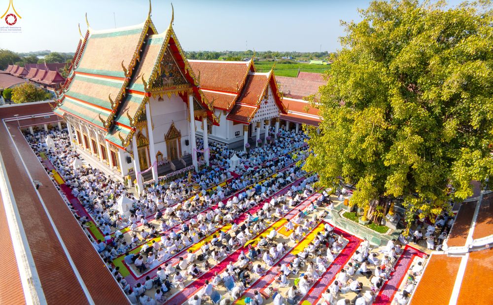 ภาพ No.292938:วันที่ 11 มกราคม พ.ศ. 2569 พิธีต้อนรับพระธรรมยาตรา ณ อนุสรณ์สถานลำดับที่ 3 (ภาพชุดที่ 2) สถานที่เกิดในเพศสมณะ วัดสองพี่น้อง อำเภอสองพี่น้อง จังหวัดสุพรรณบุรี ในโครงการธรรมยาตรา กตัญญูบูชา มหาปูชนียาจารย์ พระมงคลเทพมุนี(สด จนฺทสโร) พระผู้ปราบมาร อนุสรณ์สถ