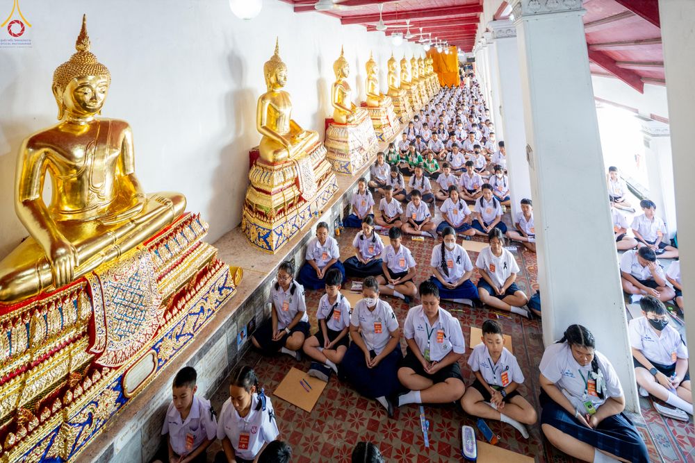 ภาพ No.288943:วันพุธที่ 17 ธันวาคม พ.ศ.2568 กิจกรรมเยาวชนไทยรวมใจทำความดี "เด็กดีมหานคร ต้นแบบด้านศีลธรรม" แข่งขันสอบตอบปัญหาศีลธรรมในพระพุทธศาสนา ครั้งที่ 7 และวันรวมพลังเด็กดี V-Star ประจำปี 2568 ณ วัดมหาธาตุยุวราชรังสฤษฎิ์ราชวรมหาวิหาร กรุงเทพมหานคร