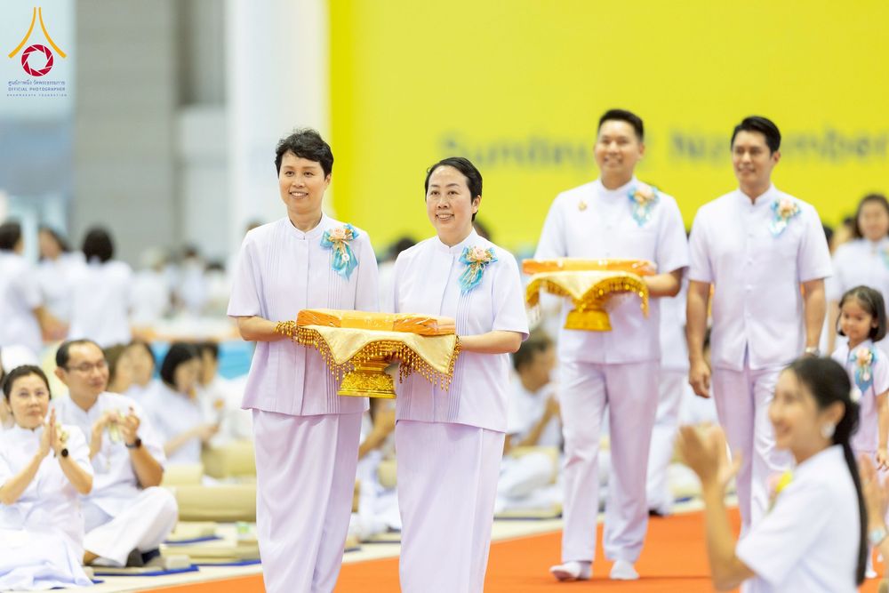 ภาพ No.264589:วันอาทิตย์ที่ 2 พฤศจิกายน พ.ศ. 2568 พิธีทอดกฐินสามัคคี ณ สภาธรรมกายสากล วัดพระธรรมกาย