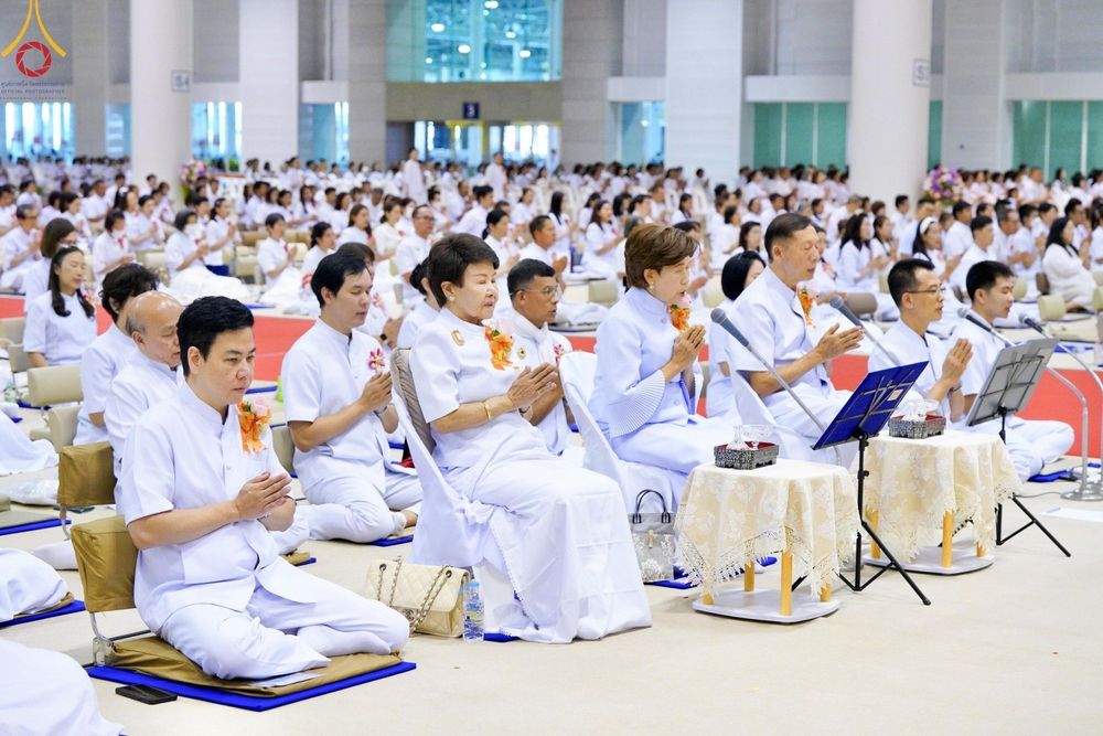 ภาพ No.178113:พิธีทอดผ้าป่าต้นสมบัติจักรพรรดิ ในวันอาทิตย์ที่ 1 ธันวาคม พ.ศ. 2567 ณ สภาธรรมกายสากล วัดพระธรรมกาย