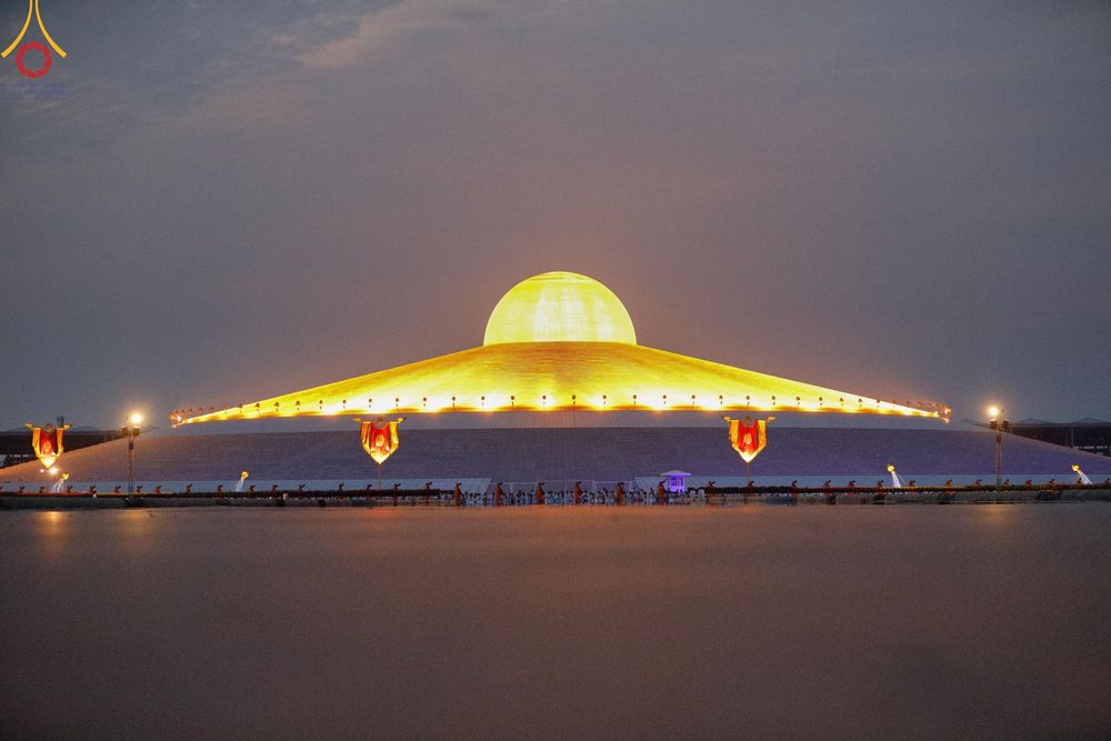 ภาพ No.120457:พิธีต้อนรับพระธรรมยาตรา ในโครงการธรรมยาตรา กตัญญูบูชา มหาปูชนียาจารย์ พระมงคลเทพมุนี(สด จนฺทสโร) พระผู้ปราบมาร อนุสรณ์สถาน 7 แห่ง ปีที่ 12 วันที่ 28 มกราคม พ.ศ. 2567 ณ วัดพระธรรมกาย จ.ปทุมธานี (ชุดที่ 2)