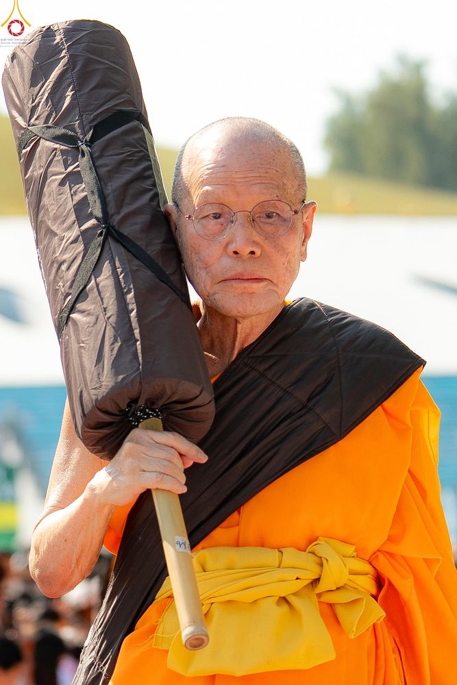 ภาพ No.304754:วันที่ 25 มกราคม พ.ศ. 2569 พิธีต้อนรับพระธรรมยาตรา (ภาพชุดที่ 2) รร.สามัคคีราษฏร์บำรุง-วัดพระธรรมกาย ในโครงการธรรมยาตรา กตัญญูบูชา มหาปูชนียาจารย์ พระมงคลเทพมุนี(สด จนฺทสโร) พระผู้ปราบมาร อนุสรณ์สถาน 7 แห่ง ปีที่ 14