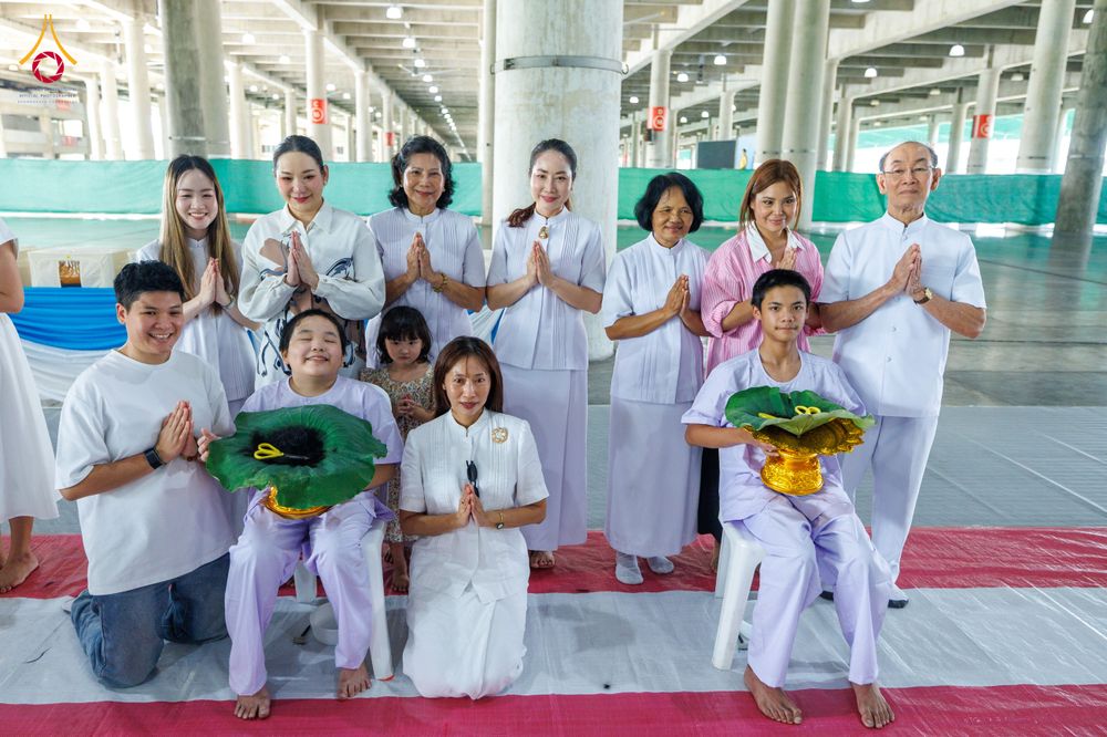 ภาพ No.338195:วันอาทิตย์ต้นเดือน 5 กรกฎาคม พ.ศ.2569 พิธีตัดปอยผมสามเณรนานาชาติ AEC & WAB รุ่นที่ 1 ณ วัดพระธรรมกาย