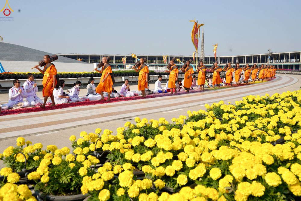 ภาพ No.306050:วันที่ 25 มกราคม พ.ศ. 2569 พิธีต้อนรับพระธรรมยาตรา วัดพระธรรมกาย(ภาพชุดที่ 4) ในโครงการธรรมยาตรา กตัญญูบูชา มหาปูชนียาจารย์ พระมงคลเทพมุนี(สด จนฺทสโร) พระผู้ปราบมาร อนุสรณ์สถาน 7 แห่ง ปีที่ 14