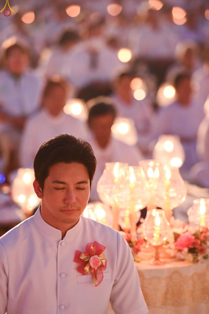 ภาพ No.294083:วันที่ 13 มกราคม พ.ศ. 2569 พิธีจุดประทีปถวายเป็นพุทธบูชา และบูชาธรรมมหาปูชนียาจารย์  (ภาพชุดที่ 2) ณ วัดสองพี่น้อง ต.ต้นตาล อ.สองพี่น้อง จ.สุพรรณบุรี ในโครงการธรรมยาตรา กตัญญูบูชา มหาปูชนียาจารย์ พระมงคลเทพมุนี(สด จนฺทสโร) พระผู้ปราบมาร อนุสรณ์สถาน 7 แห่