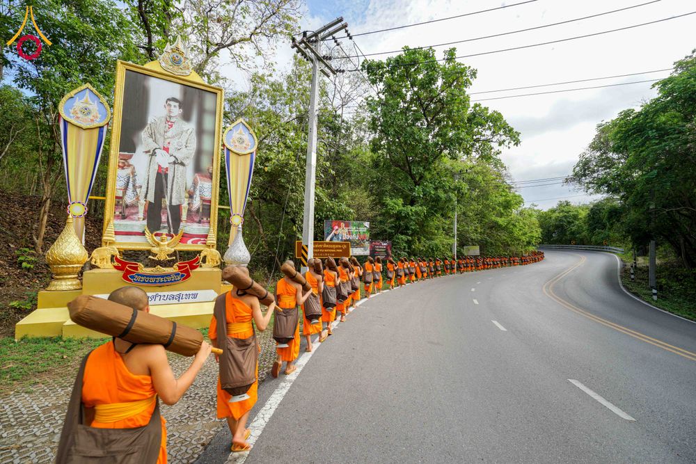 ภาพ No.329136:วันเสาร์ที่ 16 พฤษภาคม พ.ศ.2569 ธรรมยาตรา เดินดูดวงขึ้นดอยฉลองแชมป์บาลี วัดบ้านขุน อำเภอฮอด จังหวัดเชียงใหม่