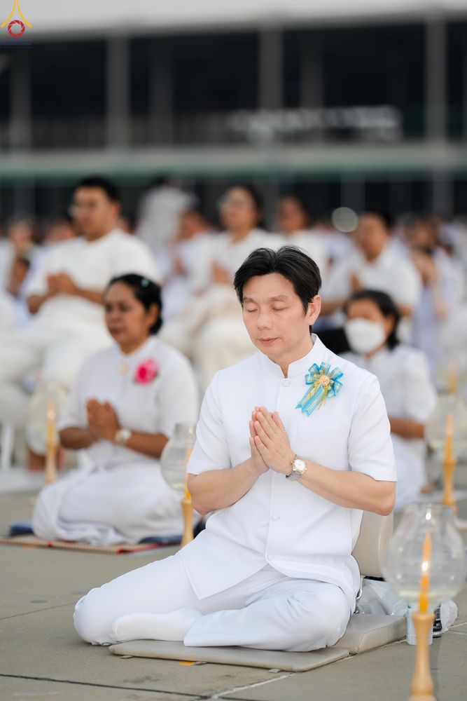 ภาพ No.307568:วันที่ 31 มกราคม พ.ศ. 2569 พิธีจุดประทีปธรรมถวายเป็นพุทธบูชา  และบูชาธรรมมหาปูชนียาจารย์ (ภาพชุดที่ 2) ณ วัดพระธรรมกาย ปทุมธานี ในโครงการธรรมยาตรา กตัญญูบูชา มหาปูชนียาจารย์ พระมงคลเทพมุนี(สด จนฺทสโร) พระผู้ปราบมาร อนุสรณ์สถาน 7 แห่ง ปีที่ 14