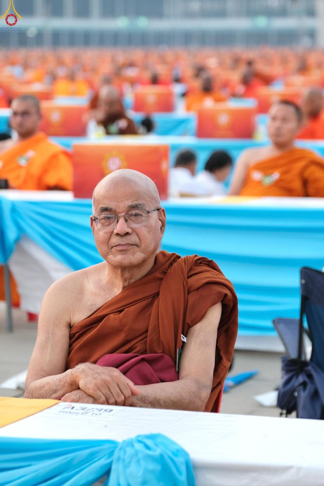 ภาพ No.325016:วันที่ 22 เมษายน พ.ศ.2569 (วันคุ้มครองโลก) พิธีถวายมหาสังฆทาน 40,000 กว่าวัดทั่วประเทศ (ชุดที่ 2) ณ ลานธรรม พระมหาธรรมกายเจดีย์ วัดพระธรรมกาย