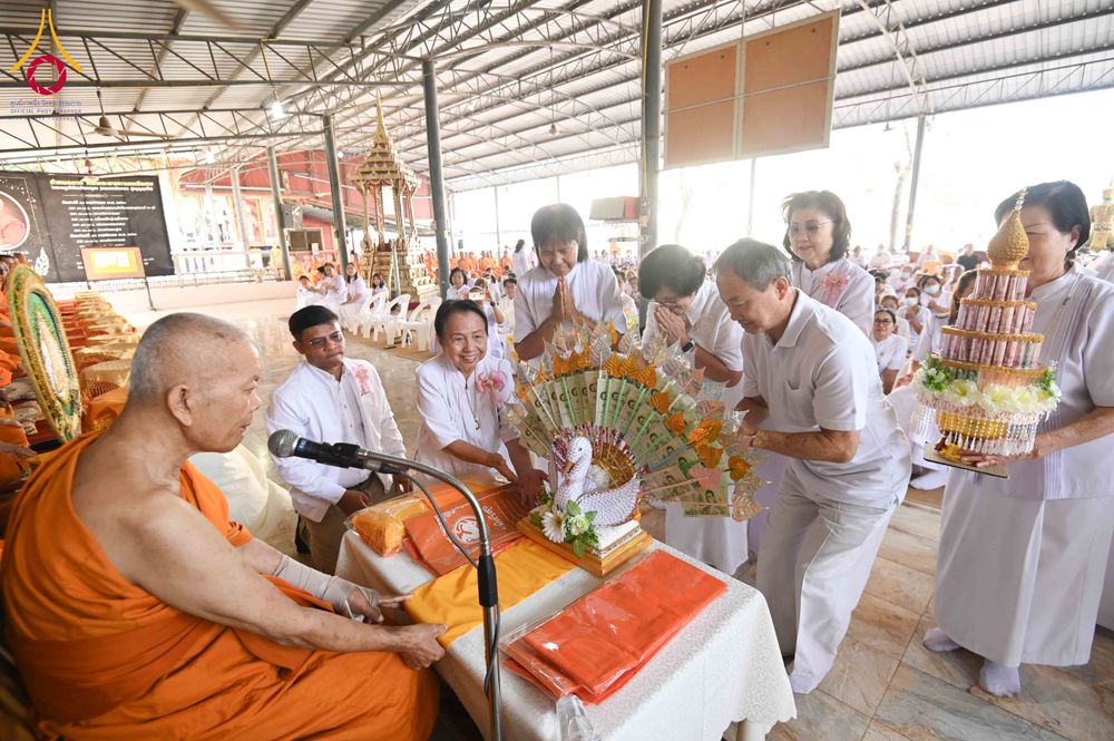 ภาพ No.299018:วันที่ 20 มกราคม พ.ศ. 2569 พิธีทอดผ้าป่าทำนุบำรุงศาสนสถาน ณ วัดใหม่นพรัตน์ ต.เนินพระปรางค์ อ.สองพี่น้อง จ.สุพรรณบุรี ในโครงการธรรมยาตรา กตัญญูบูชา มหาปูชนียาจารย์ พระมงคลเทพมุนี(สด จนฺทสโร) พระผู้ปราบมาร อนุสรณ์สถาน 7 แห่ง ปีที่ 14