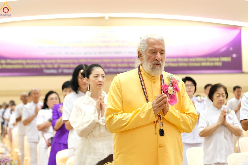 ภาพ No.311930:วันอังคารที่ 3 มีนาคม พ.ศ.2569 พิธีมอบโล่วัชรเกียรติยศ โครงการตอบปัญหาธรรมะทางก้าวหน้า ครั่งที่ 43, พิธีมอบโล่วัชรเกียรติยศ โครงการสอบตอบปัญหาศีลธรรม เพื่อสันติภาพโลก (World-Pec) ครั้งที่ 19 ณ สภาธรรมกายสากล วัดพระธรรมกาย