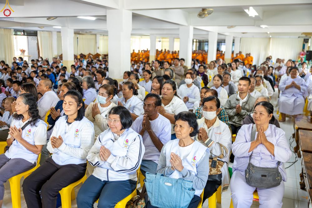 ภาพ No.293082:วันที่ 12 มกราคม พ.ศ. 2569 พิธีทอดผ้าป่าทำนุบำรุงศาสนสถาน ณ วัดไผ่โรงวัว ต.บางตาเถร อ.สองพี่น้อง จ.สุพรรณบุรี ในโครงการธรรมยาตรา กตัญญูบูชา มหาปูชนียาจารย์ พระมงคลเทพมุนี(สด จนฺทสโร) พระผู้ปราบมาร อนุสรณ์สถาน 7 แห่ง ปีที่ 14