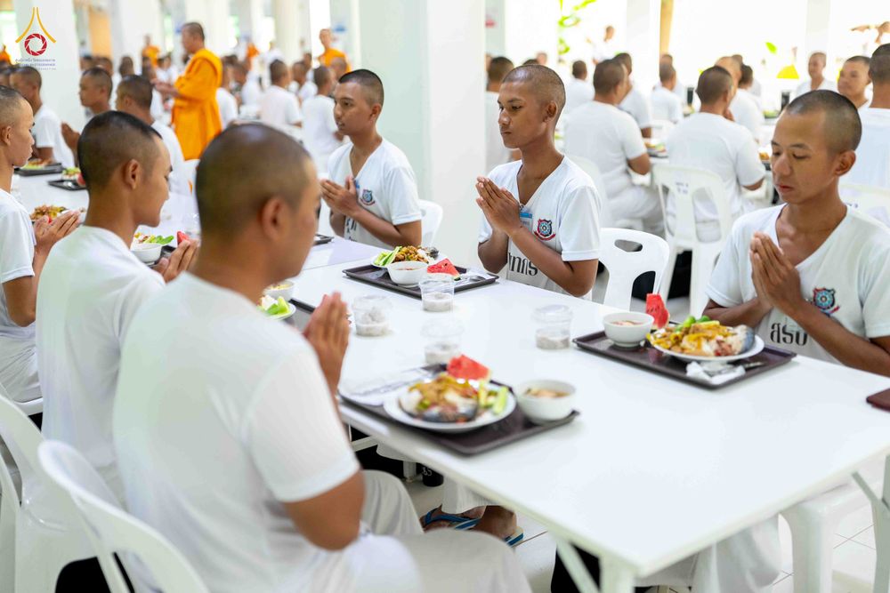 ภาพ No.340543:วันที่ 24-25 กรกฎาคม พ.ศ. 2569 โครงการพัฒนาคุณธรรม จริยธรรม สำหรับนักเรียนนายสิบตำรวจ (นสต.) รุ่นที่ 17 ศูนย์ฝึกอบรมตำรวจภูธรภาค 1 ได้จัดกิจกรรม WalkRally สวดมนต์นั่งสมาธิ และฟังธรรมจากพระอาจารย์ ณ ศูนย์ปฏิบัติธรรมเวิล์ดพีช วัลเล่ย์ (World Peace Valley) 