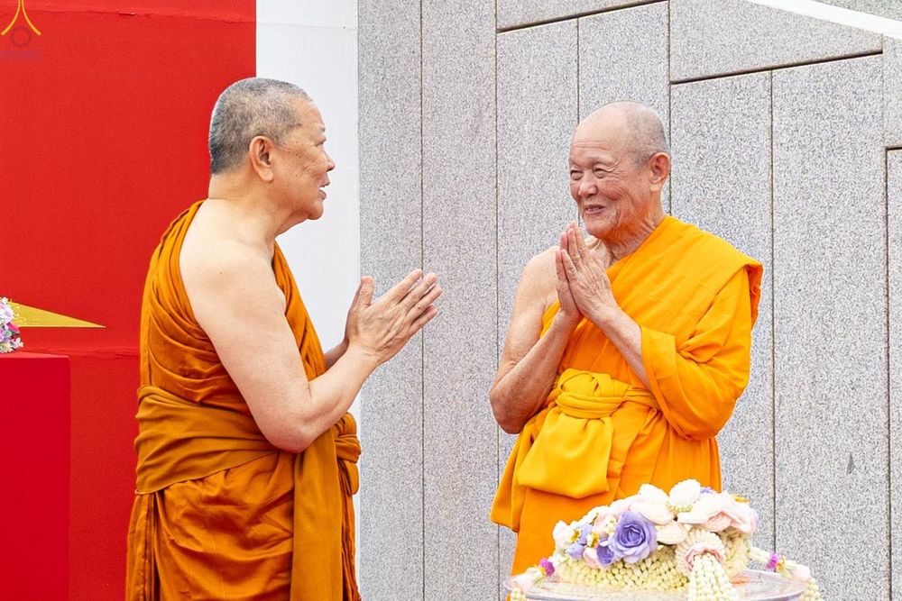 ภาพ No.328545:วันอังคารที่ 12 พฤษภาคม พ.ศ.2569 เจ้าประคุณสมเด็จพระมหารัชมงคลมุนี กรรมการมหาเถรสมาคม เจ้าคณะหนกลาง วัดไตรมิตรวิทยาราม วรวิหาร โปรดเมตตาเป็นองค์ประธาน พิธีเจริญพระพุทธมนต์ อายุวัฒนมงคล 98 ปี คุณแม่จุรี สุทธิผล ณ อาคารปลูกศรัทธา 2 วัดพระธรรมกาย